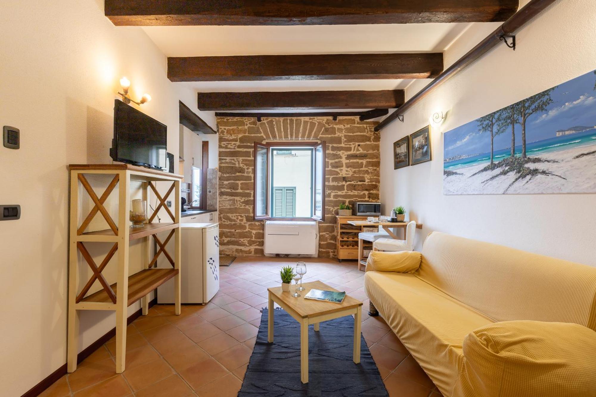 Centro Storico - Fronte Mare - Aquasale Apartment Alghero Exterior photo